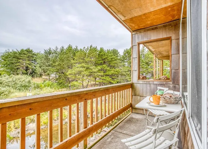 Proposal Rock Inn 233 - Meredith Lodging